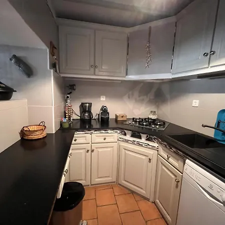 Дом отдыха Maison 3 Chambres, Acces Direct, Proche Centre Et Commerces - Fr-1-197-550