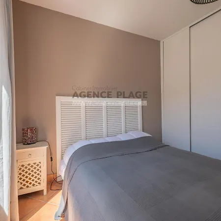 Maison 3 Chambres, Acces Direct, Proche Centre Et Commerces - Fr-1-197-550 * Ле-Сабль-д’Олон